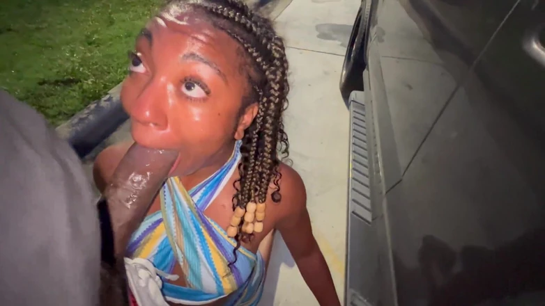 Fijii pornbox: Married Girl Suck My Dick in the Parking Lot Like...