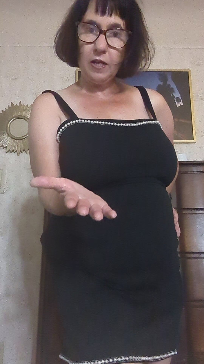 Busty brendaxxx: Dinner Date Then Back to the Hotel to Fuck