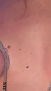 乳房束缚和蜡玩