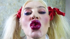 Lipstick वर्चस्व