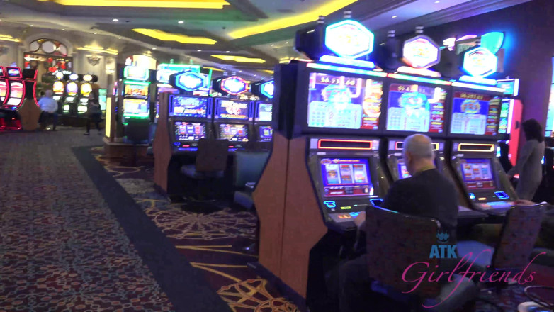 ATK Fans (Girlfriends): Virtuele vakantie in Las Vegas met lieve Haley Reed 1/3