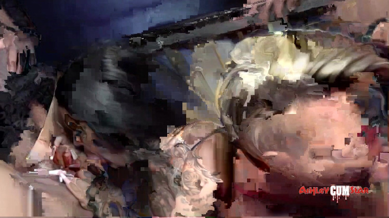 Hefburg: 射精的好色妓女