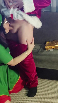 Sexy Žhavá Zralá MILF Saje Tlustého Santa Ptáka