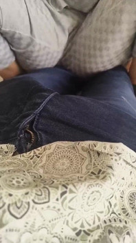 El marido se folló a su esposa de humor romántico y disfrutó su coño India del pueblo - video de sexo viral