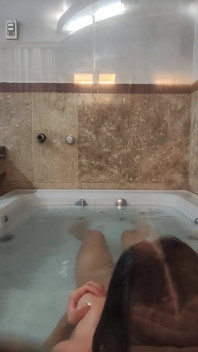 Mari mandi bersama saya
