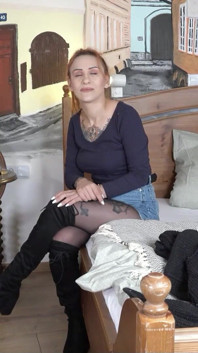 German Scout - Eye Rolling Orgasmo sexo para ruiva cadela Natasha Ink no casting