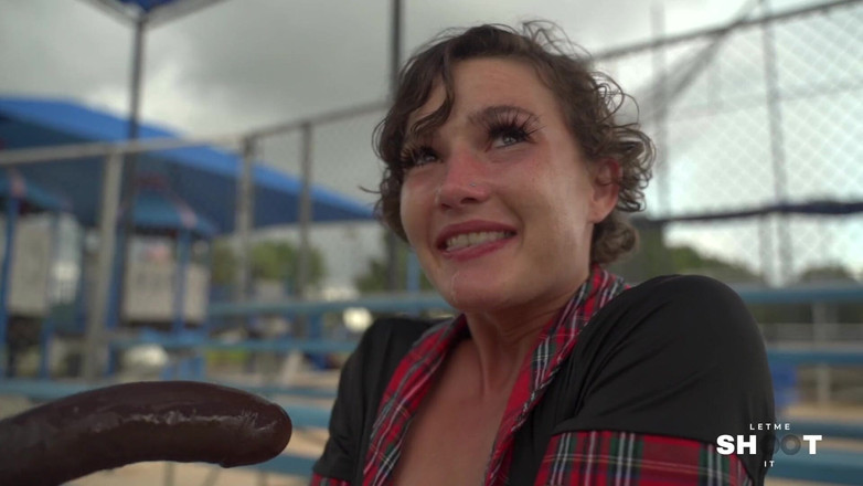 AhanuReed: Pemandu sorak di lapangan bola