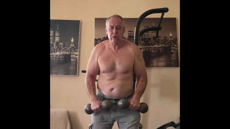 Alex Art: Palestra dopo la masturbazione da solista