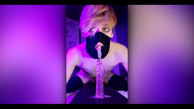 Trappybae: Videoclip cu oral adânc în gât