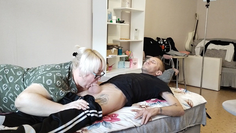 Zona901: 彼女が最後の一滴まで吸い尽くす