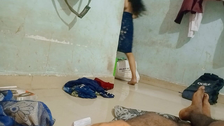 NikiRathod: 操她，得到口交，按她的奶子