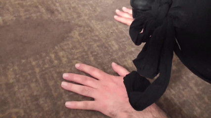Foot Girls: Šlapání rukou pro Maskenjoe