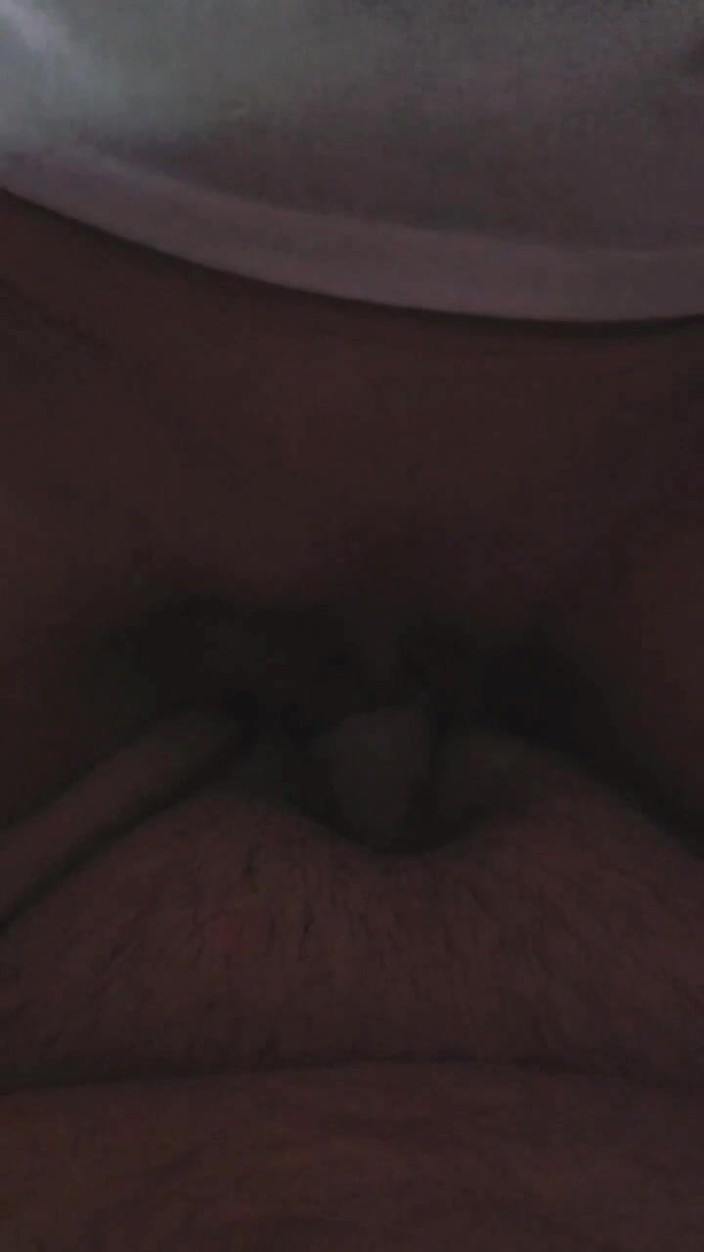 PurpleVyxen: Ben amcığımla oynarken arkadaşlarımın yarağının üstüne çıkıyor