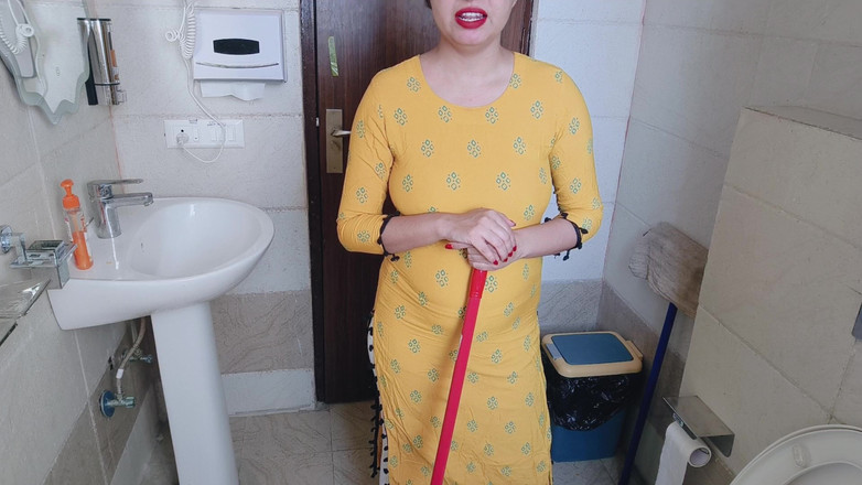 Saarabhabhi6: Indischer kamwali sex mit jungen, um geld von der handtasche...