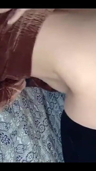 Amatoriale indiano moglie traditrice sesso anale a pecorina in piedi lato della parete per ottenere un grosso cazzo in Bunda il suo culo stretto