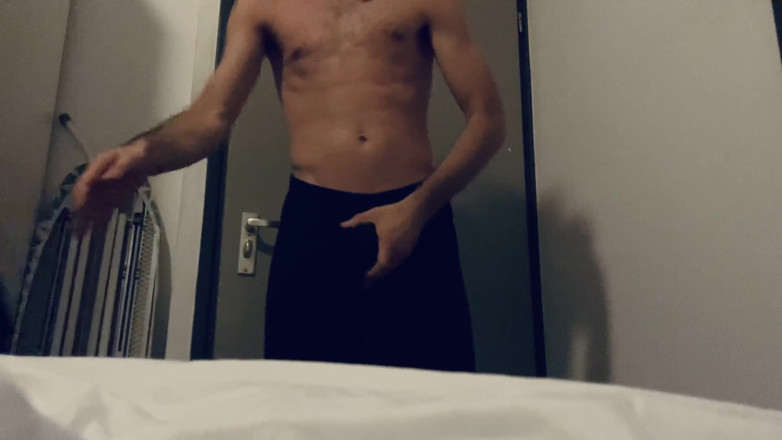 Likkenlikken: Skinny Dutch Guy bored and jerk off
