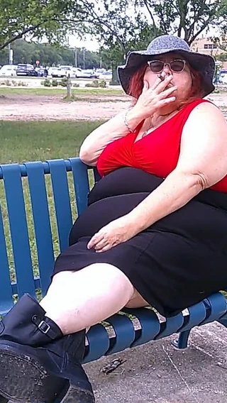 BBW nurse Vicki adventures with friends: Nurse Vicki Smoking in the Park on a Bench All...