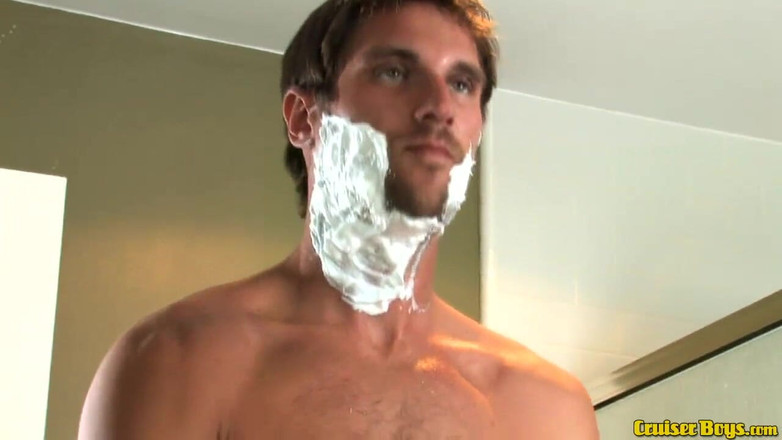 Cruiser Boys: 덩치 비치 보이에서 거울 자위 잭 떨어져 이길!