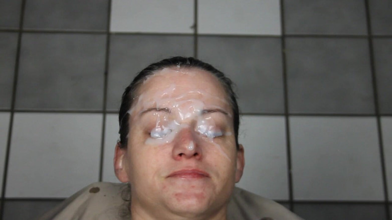 Dirty Dees: Pancutan mani dalam si dees kotor mengongkek muka yang cantik