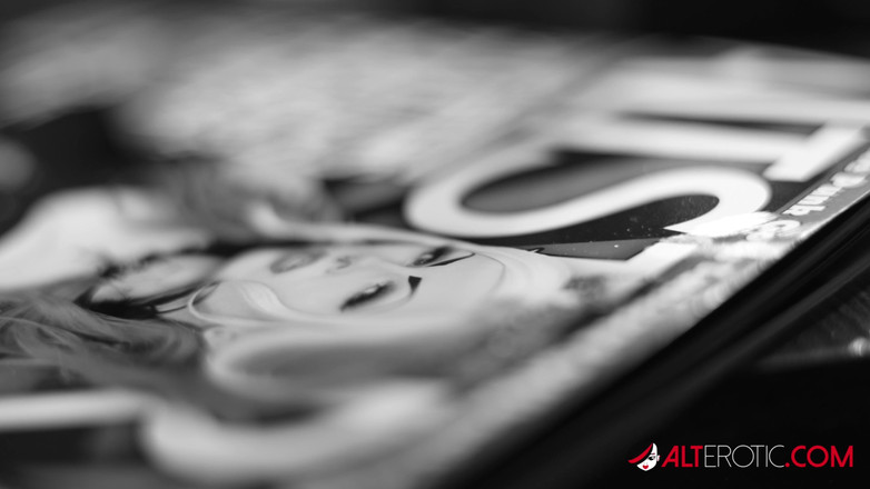 Alt Erotic: Robin coffins in claxxxic schwarz-weiß-necken-video