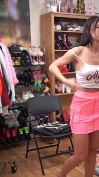 Bts - brunetka Aidra Fox błaga, aby zostać zerżnięta przez Bryana Gozzlinga!