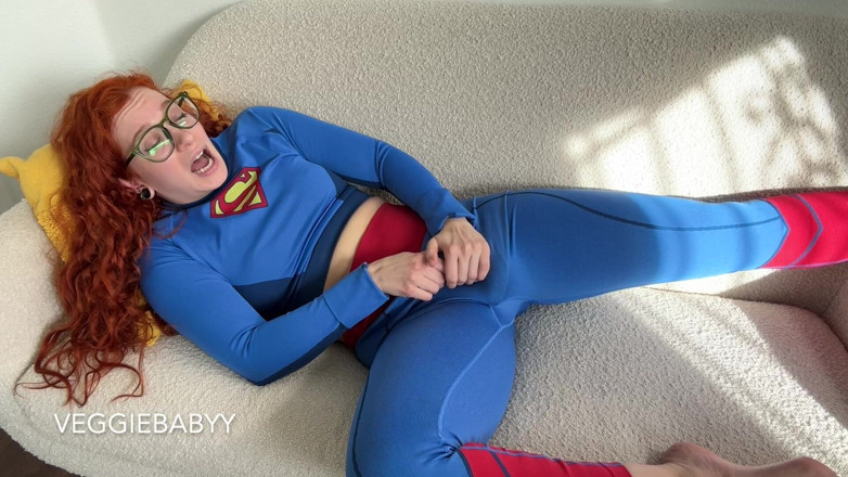 Veggiebabyy: Kryptonite, Sph a CBT dělají malého ptáka futa supergirl sperma...