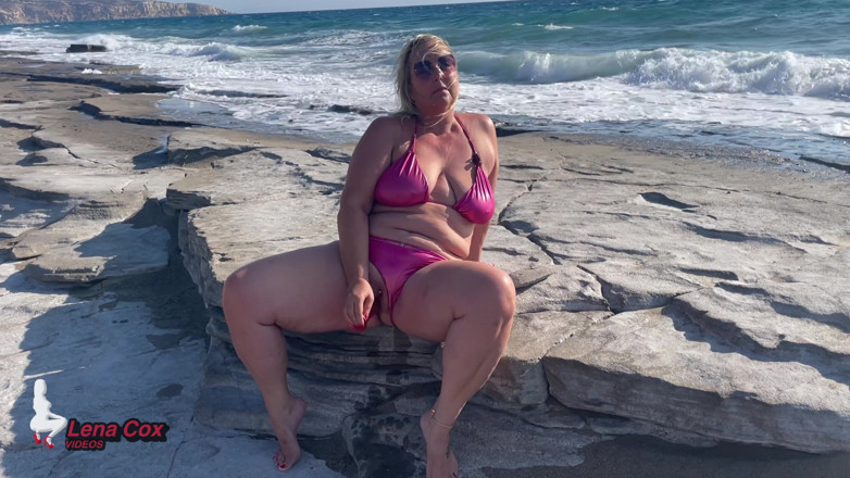 Lena Cox: Bikini Nympho Masturbates on the Beach - Risky Squirting Orgasms