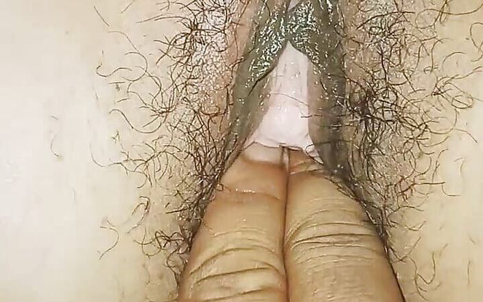 Bhabhiarya24: Putting Cock and Hand in the Pussy of the Village...