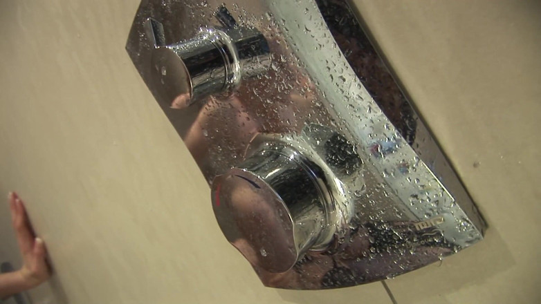 Slutty Milf: Provocative fuck in the gym shower