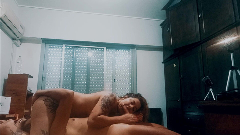 Bananacaseros: Stepfather and Stepdaughter Behind the Scenes. This Is How a...