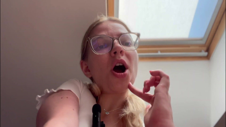 Goddess_Bella_Rae: Bollslagar Asmr - Viskande - Femdom