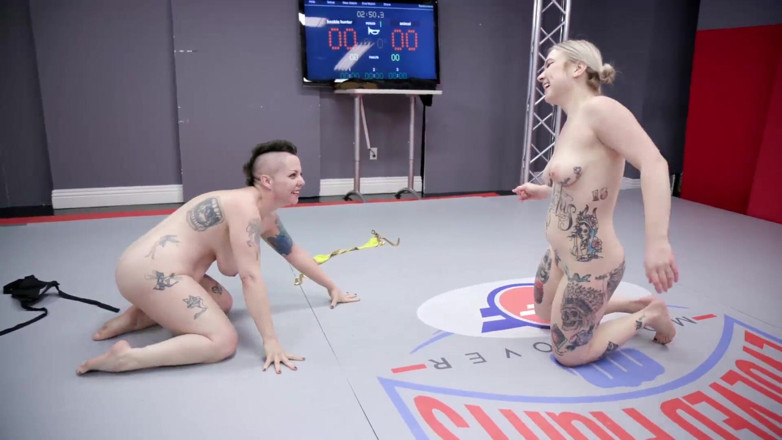 Evolved Fights Lez: Nikki Sequoia vs gusti wanita Kaiia Eve