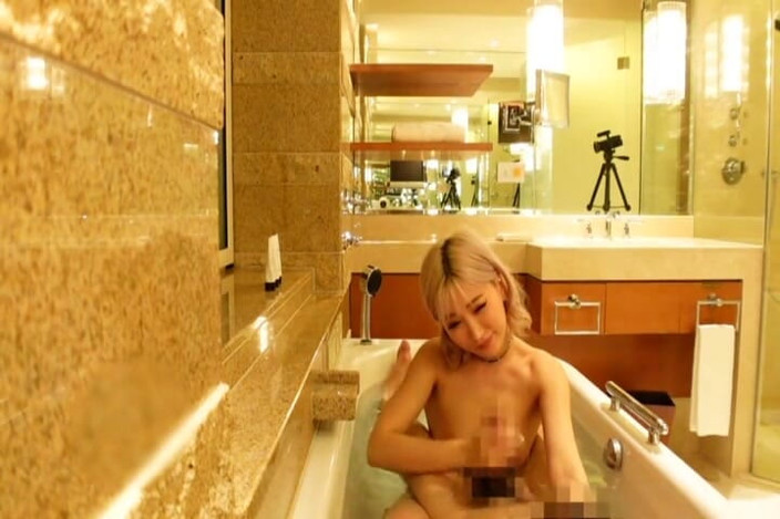 CherryBONBON: Půlnoční výzva Aika - Nonstop vášeň až do východu s křivkami...