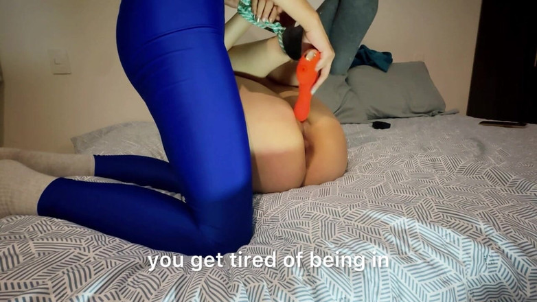 scarlettandc: Ženský wrestling a lesbická hra