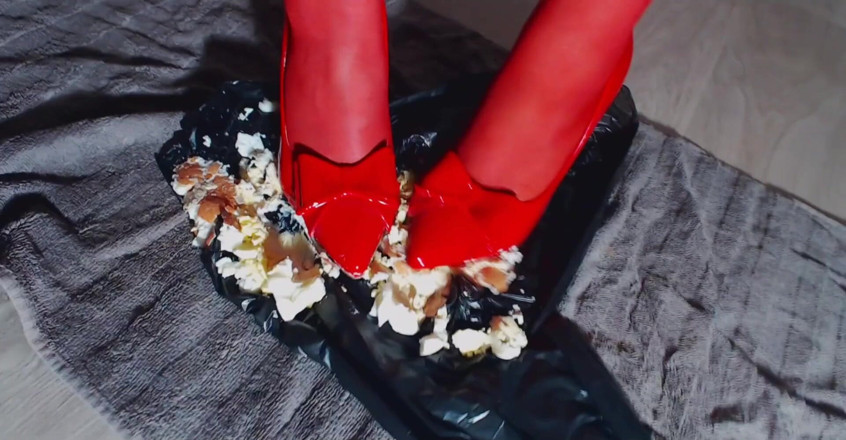 LegsOnHeels: CBT ile ilgili - topuklu ayakkabılarımın altında 2 yumurta eziyorum