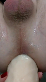 Suami pancut dubur pada strap-on femdom strap-on besar saya