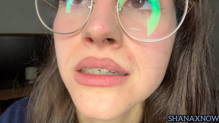 Shanaxnow: Fetish berbicara sebelum melahapmu fetish mulut uvula