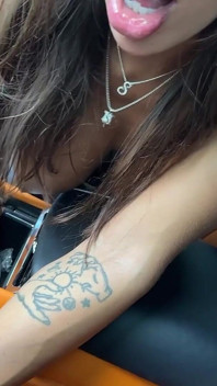 Busty baddie sisi rose được đụ trong Rr của teddy tarantino