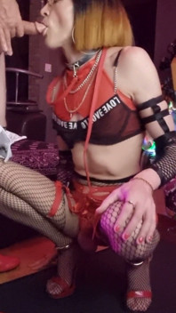 Chodź, Salope. Ssij kutas fotografa Escualita w Folie Pigalle Tom2hot Vanessabitchx Paris