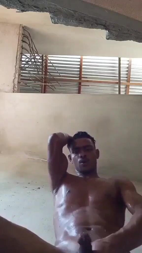 Xparker Ambrose: Nudo sexy