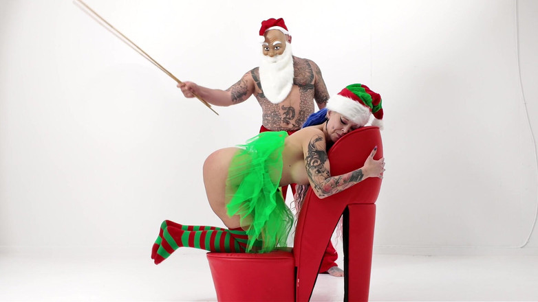 EdgesOfReality: 음란한 엘프 소녀의 크리스마스 지팡이