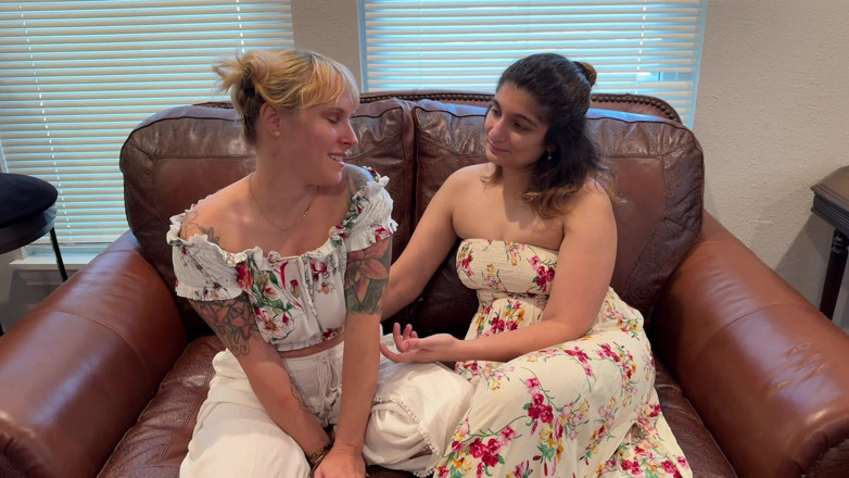 Cutikatxoxo: Fucking a Slutty Pakistani Girl on the Couch