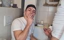 Boyzxy: Plaisir gay dans la salle de bain : partie 1 - éjaculation dans la...