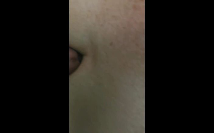 Bellaboo: 奶子操饥渴的丈夫，直到他吹他的精液