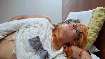 Our threesome adventures: Fodendo no quarto de hotel