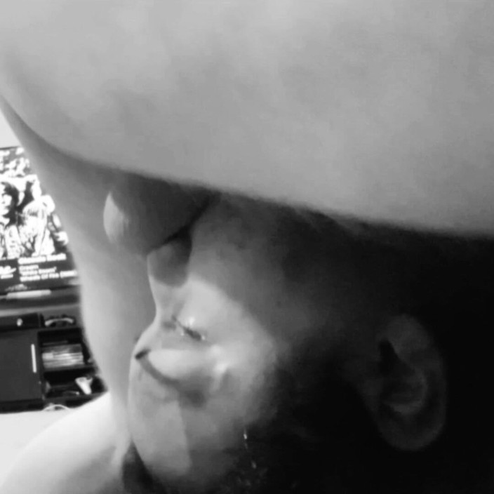 Sandn420: Kokhalzen op mijn pikslet