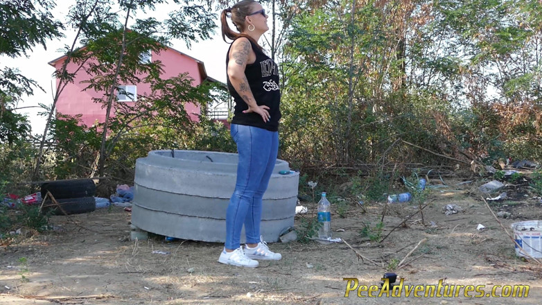 Pee Adventures: Exercitar ao ar livre de manhã me fez esvaziar minha...