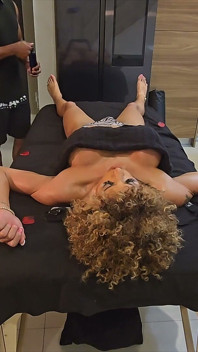 Hot Oil Massage with Kaela