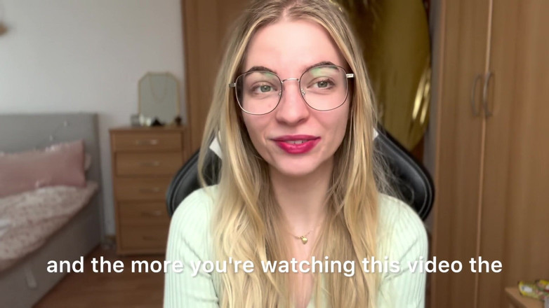 Goddess_Bella_Rae: We Both Know Youre Gay