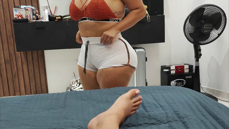 SENSESEX: Ibu tiri mengejutkan saya melancap dan memancut mani pada zakar...